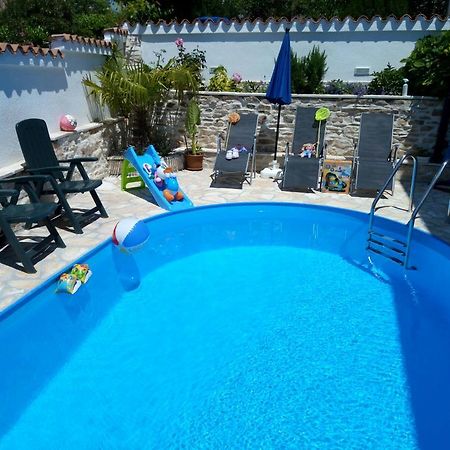 אומאג Apartments Val מראה חיצוני תמונה