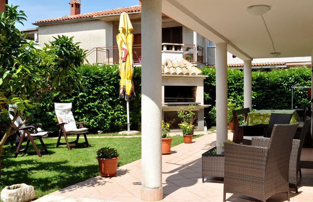 אומאג Apartments Val מראה חיצוני תמונה