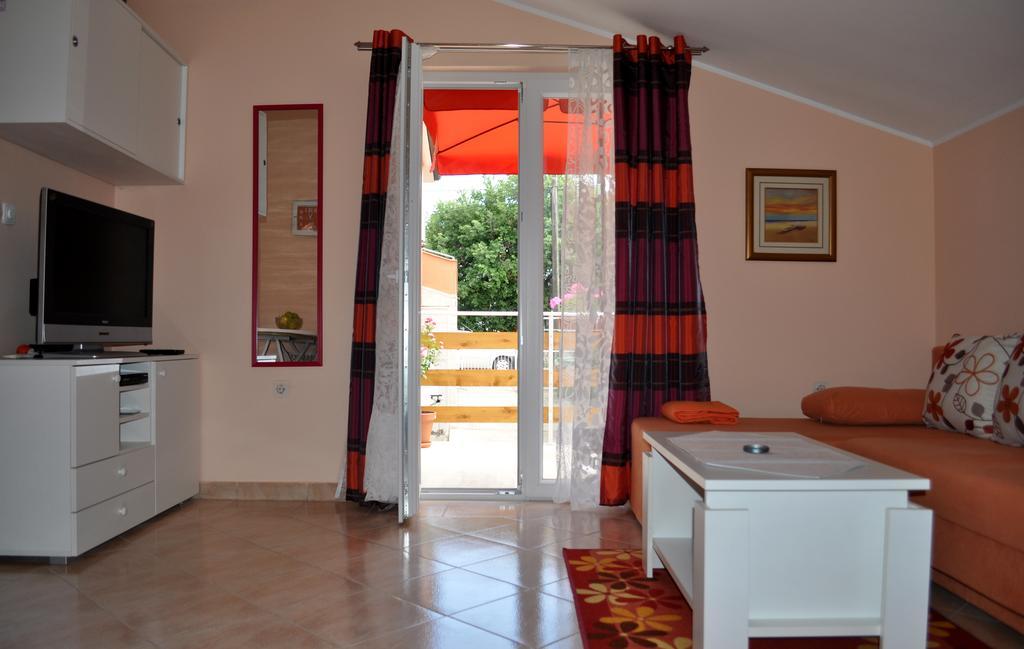אומאג Apartments Val חדר תמונה