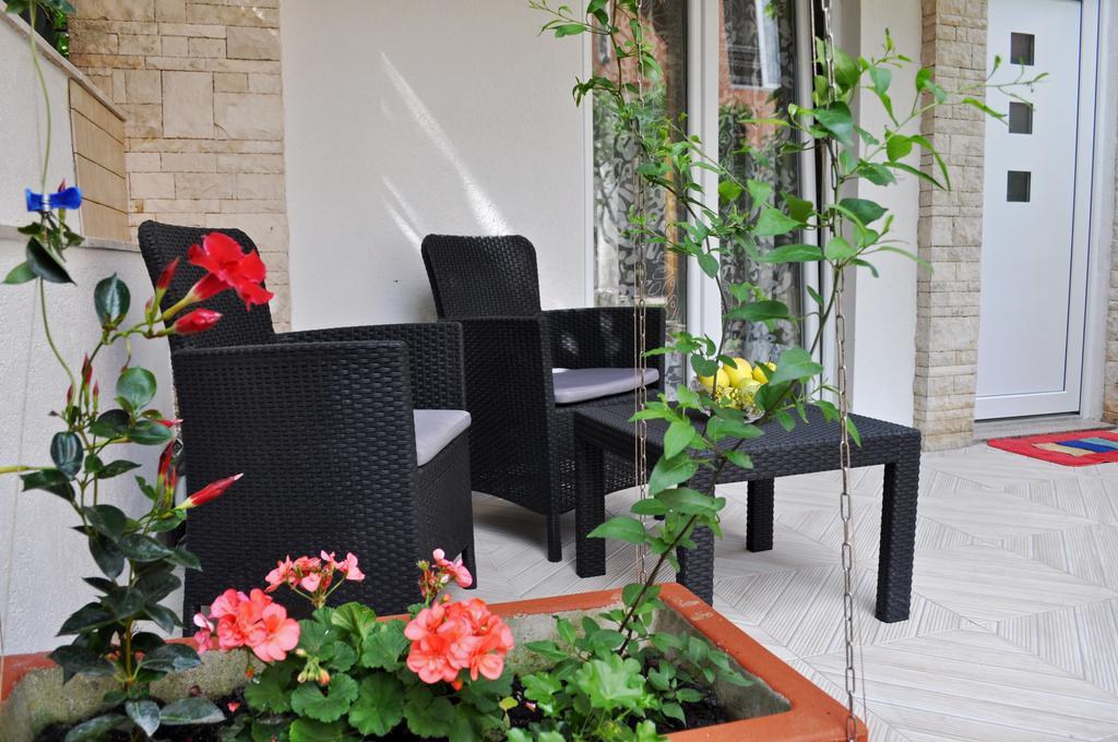 אומאג Apartments Val חדר תמונה