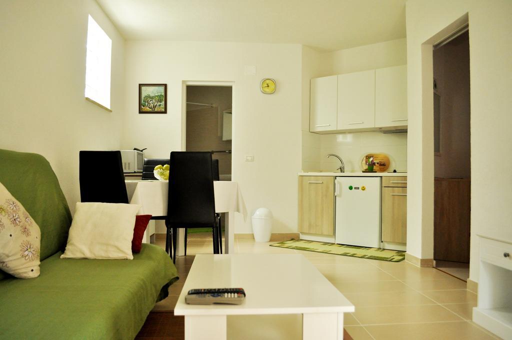 אומאג Apartments Val חדר תמונה