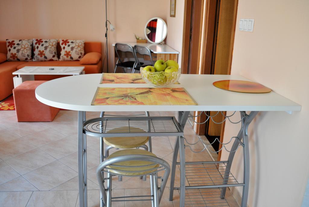 אומאג Apartments Val חדר תמונה
