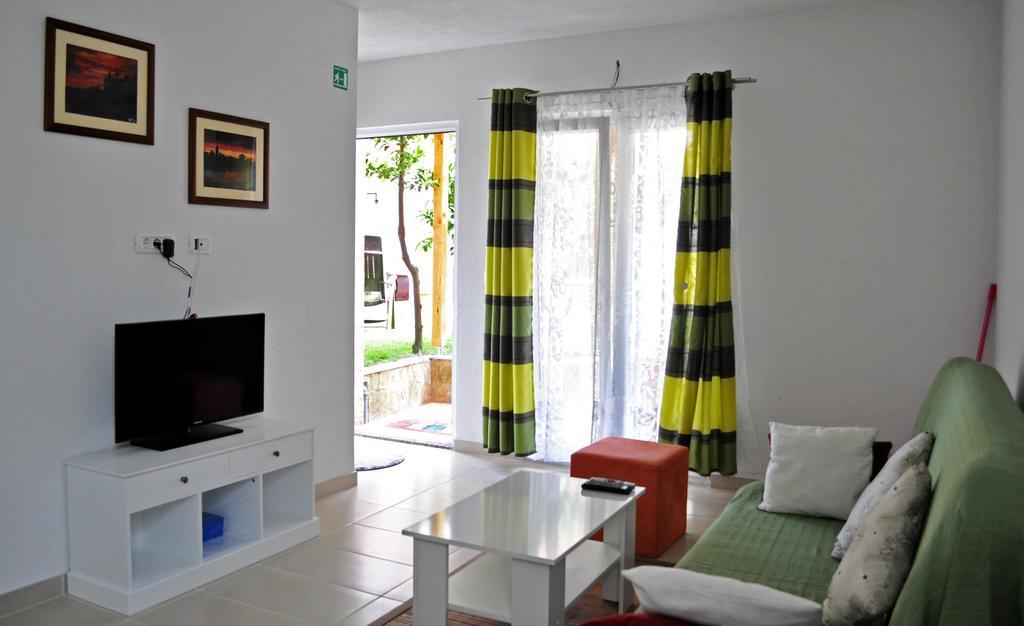אומאג Apartments Val חדר תמונה