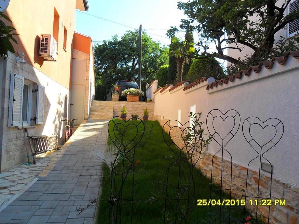 אומאג Apartments Val מראה חיצוני תמונה